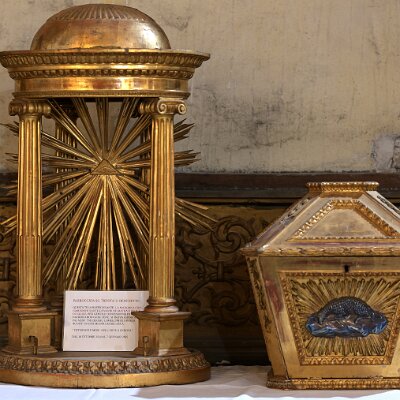Ostensorio e Tabernacolo lignei