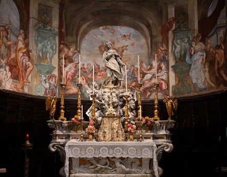 Chiesa di San Luca (Genova), Altare Maggiore