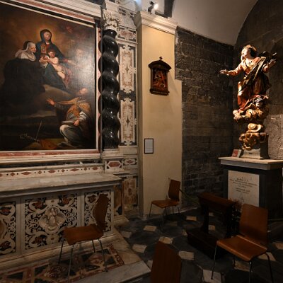 Santi Agostino e Chiara (Antonio Giolfi) e a destra la B.V. Assunta (Maragliano)