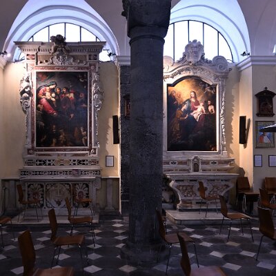 Altari sulla parete sinistra