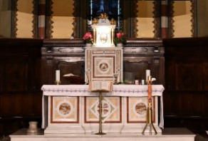 San Tommaso, altare